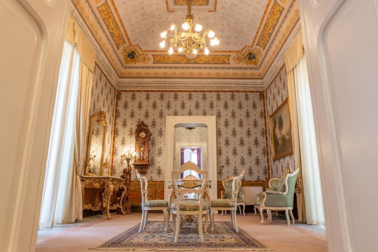 Il Cavaliere Al Borgo Antico Hotell Copertino Eksteriør bilde