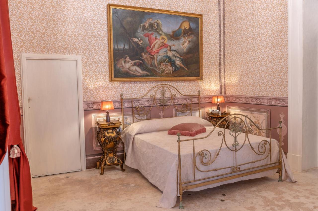 Il Cavaliere Al Borgo Antico Hotell Copertino Eksteriør bilde