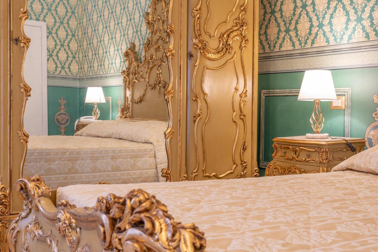 Il Cavaliere Al Borgo Antico Hotell Copertino Eksteriør bilde