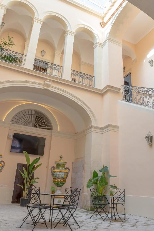 Il Cavaliere Al Borgo Antico Hotell Copertino Eksteriør bilde
