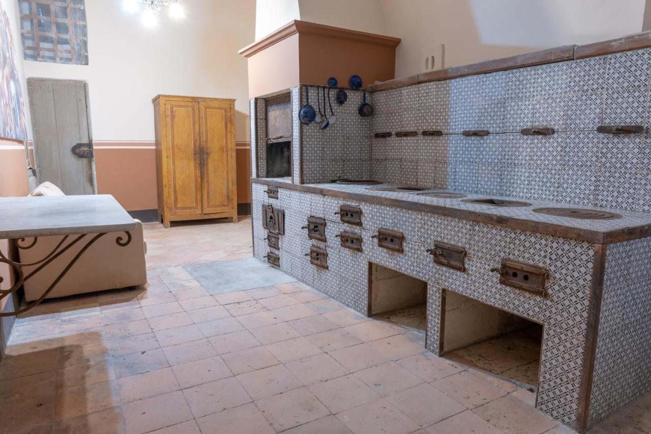 Il Cavaliere Al Borgo Antico Hotell Copertino Eksteriør bilde