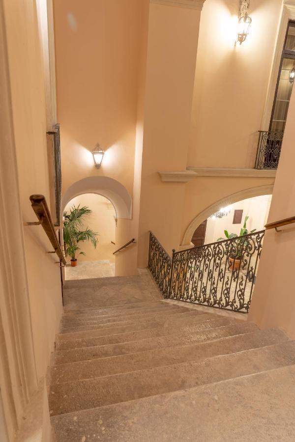 Il Cavaliere Al Borgo Antico Hotell Copertino Eksteriør bilde