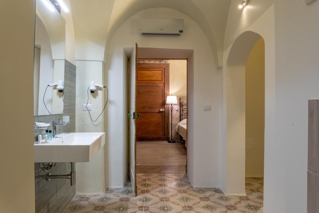 Il Cavaliere Al Borgo Antico Hotell Copertino Eksteriør bilde