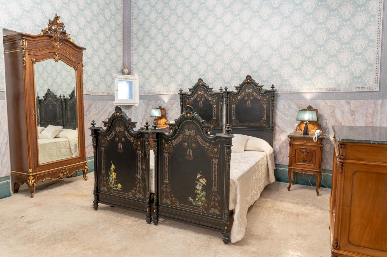 Il Cavaliere Al Borgo Antico Hotell Copertino Eksteriør bilde